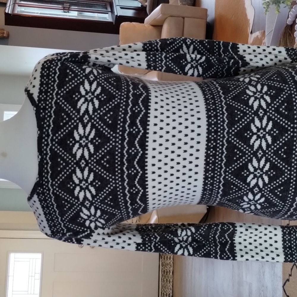 Cardigan - Picture 4 of 4